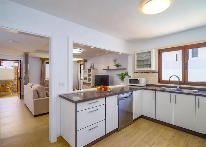 Fayna By Villa Puerto del Carmen (Lanzarote)