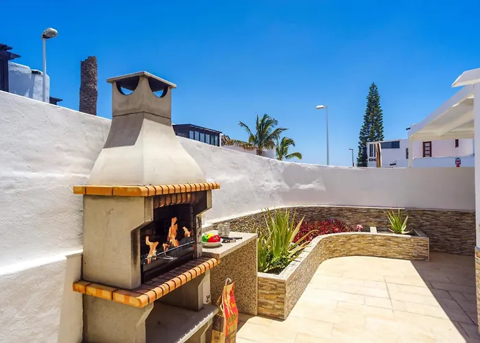 Вилла Fayna By *